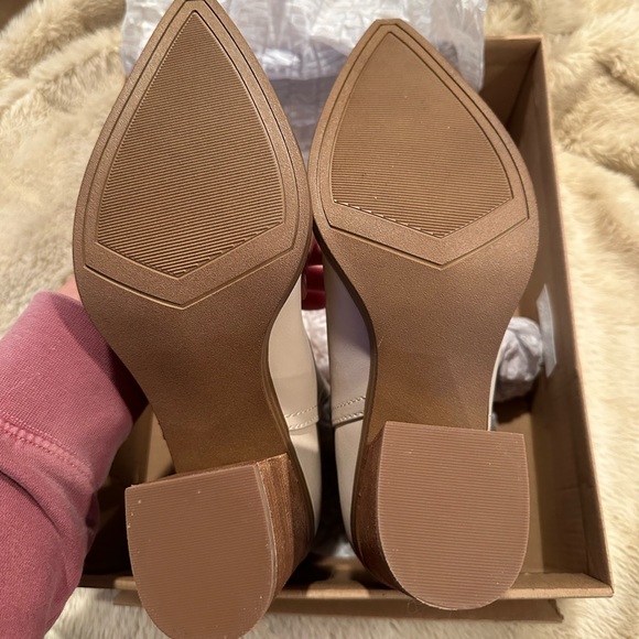 NWT Steve Madden Novita Boots - Bone color - Picture 2 of 2
